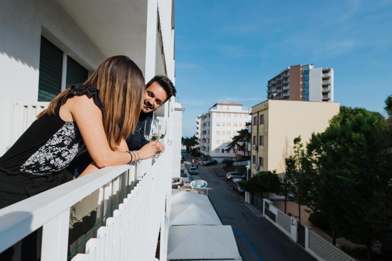 Hotel Gloria Lignano Sabbiadoro Eksteriør billede