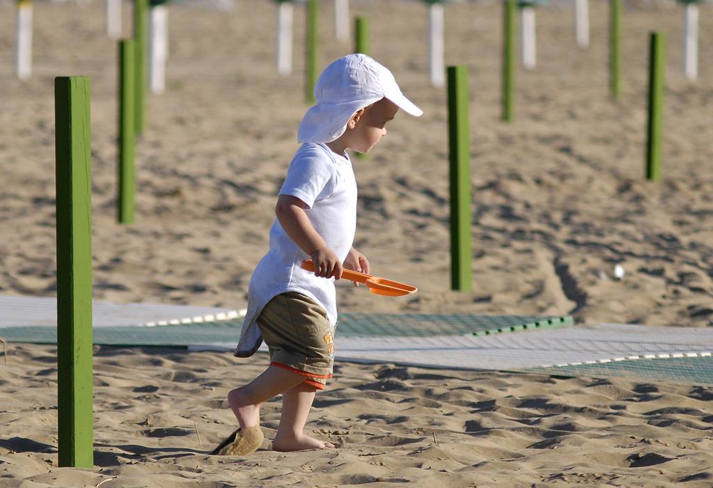 Hotel Gloria Lignano Sabbiadoro Eksteriør billede